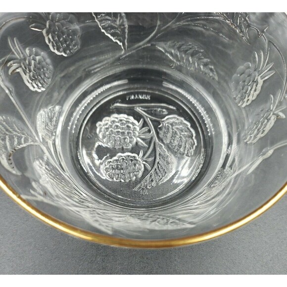 Arcoroc Vine and Berry Nut Bowl France Vtg Clear Glass Gold Trim Small Serving - Picture 7 of 9